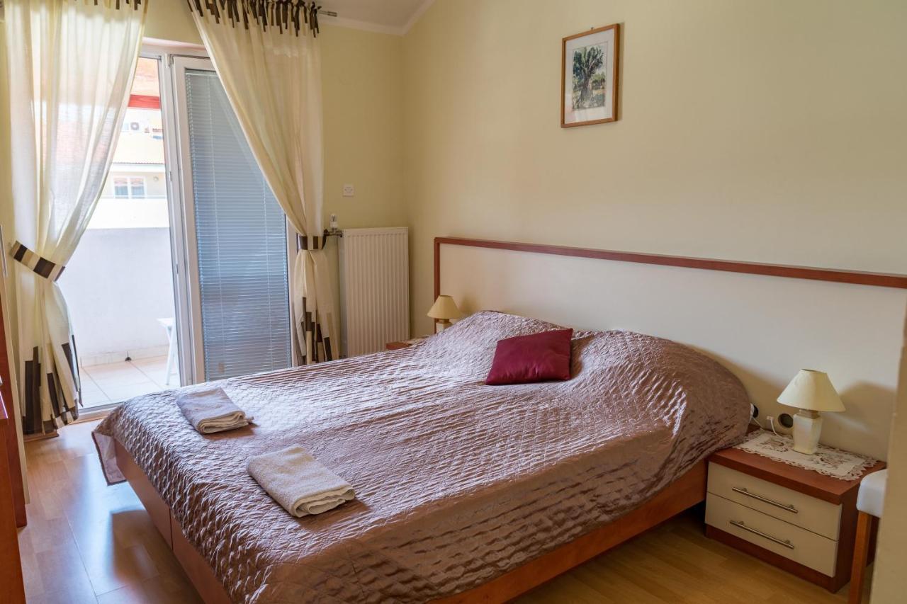 Bed And Breakfast Taverna Miskovic Паг Екстер'єр фото
